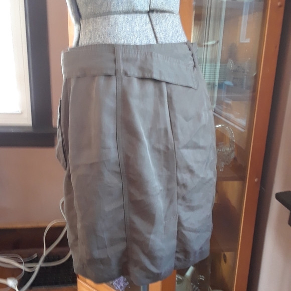Size small Calvin Klein army green skirt an belt set - Picture 7 of 13